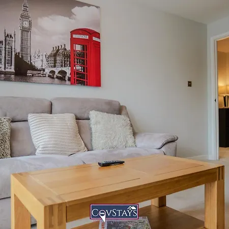 Triumph House - 3-Bed 2-Bath Apartment In Coventry City Centre By Covstays Exterior photo